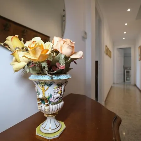 Ht Belvedere San Giovanni 公寓 *